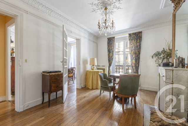 Afficher la photo en grand Appartement T3 à vendre - 3 pièces - 60.15 m2 - PARIS - 75006 - ILE-DE-FRANCE - Century 21 Odéon Saint-Sulpice