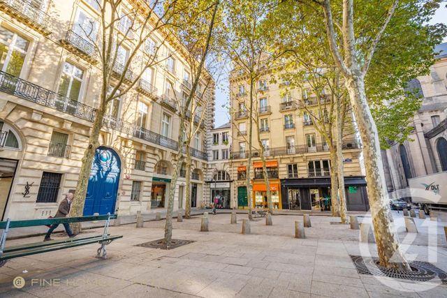 Appartement Studio à vendre PARIS