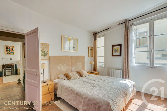 Afficher la photo en grand Appartement T3 à vendre - 3 pièces - 64.3 m2 - PARIS - 75006 - ILE-DE-FRANCE - Century 21 Odéon Saint-Sulpice