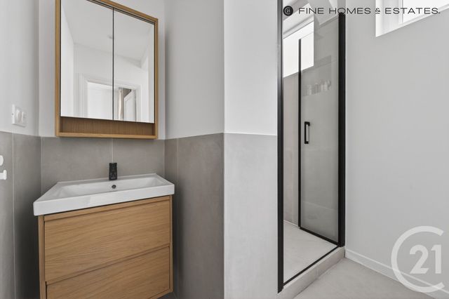 Appartement T3 à vendre - 3 pièces - 47.0 m2 - PARIS - 75007 - ILE-DE-FRANCE - Century 21 Odéon Saint-Sulpice