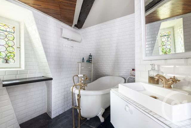 Afficher la photo en grand Appartement T2 à vendre - 2 pièces - 37.04 m2 - PARIS - 75006 - ILE-DE-FRANCE - Century 21 Odéon Saint-Sulpice