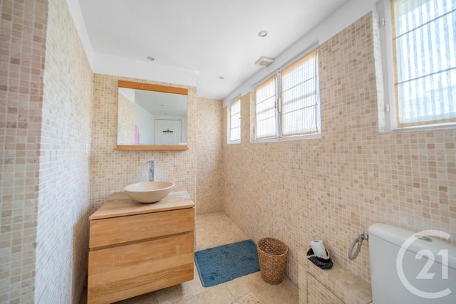 Appartement T3 à vendre - 3 pièces - 76.0 m2 - PARIS - 75006 - ILE-DE-FRANCE - Century 21 Odéon Saint-Sulpice