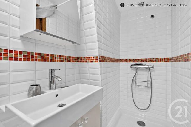 Appartement T2 à vendre - 2 pièces - 34.0 m2 - PARIS - 75006 - ILE-DE-FRANCE - Century 21 Odéon Saint-Sulpice