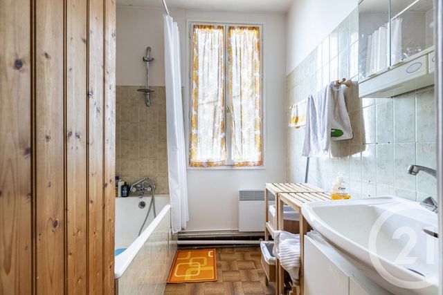 Appartement F2 à vendre - 2 pièces - 43.65 m2 - PARIS - 75015 - ILE-DE-FRANCE - Century 21 Odéon Saint-Sulpice