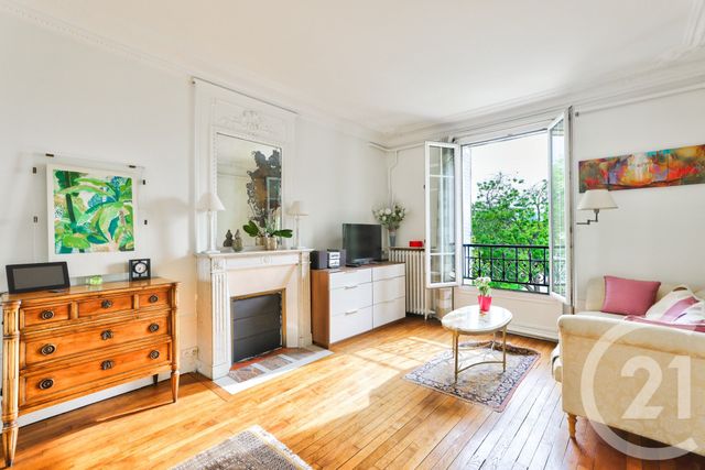 Appartement à vendre - 4 pièces - 91.0 m2 - MONTROUGE - 92 - ILE-DE-FRANCE - Century 21 Odéon Saint-Sulpice