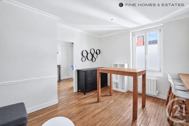Appartement T2 à vendre - 2 pièces - 40.0 m2 - PARIS - 75006 - ILE-DE-FRANCE - Century 21 Odéon Saint-Sulpice