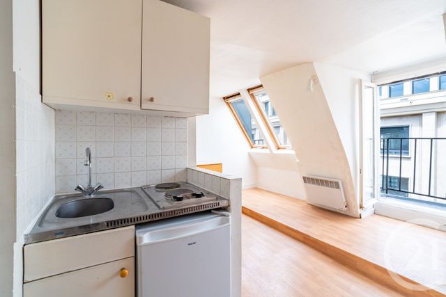 Appartement T2 à vendre - 2 pièces - 32.8 m2 - PARIS - 75010 - ILE-DE-FRANCE - Century 21 Odéon Saint-Sulpice