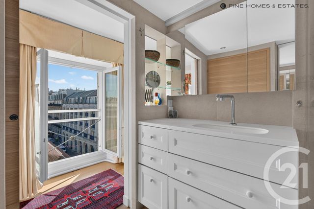 Appartement T3 à vendre - 3 pièces - 62.15 m2 - PARIS - 75006 - ILE-DE-FRANCE - Century 21 Odéon Saint-Sulpice
