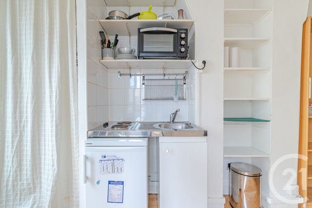 Appartement Studio à vendre - 1 pièce - 15.0 m2 - PARIS - 75011 - ILE-DE-FRANCE - Century 21 Odéon Saint-Sulpice