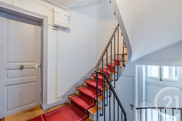 Appartement Studio à vendre - 1 pièce - 15.0 m2 - PARIS - 75011 - ILE-DE-FRANCE - Century 21 Odéon Saint-Sulpice
