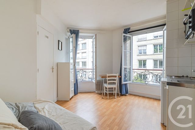 Appartement Studio à vendre - 1 pièce - 15.0 m2 - PARIS - 75011 - ILE-DE-FRANCE - Century 21 Odéon Saint-Sulpice