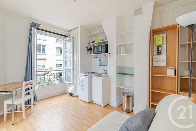 Appartement Studio à vendre - 1 pièce - 15.0 m2 - PARIS - 75011 - ILE-DE-FRANCE - Century 21 Odéon Saint-Sulpice