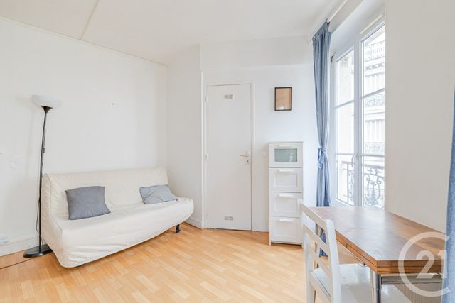 Appartement Studio à vendre - 1 pièce - 15.0 m2 - PARIS - 75011 - ILE-DE-FRANCE - Century 21 Odéon Saint-Sulpice