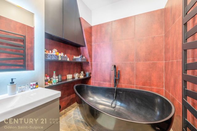 Appartement T7 à vendre - 7 pièces - 170.03 m2 - PARIS - 75006 - ILE-DE-FRANCE - Century 21 Odéon Saint-Sulpice