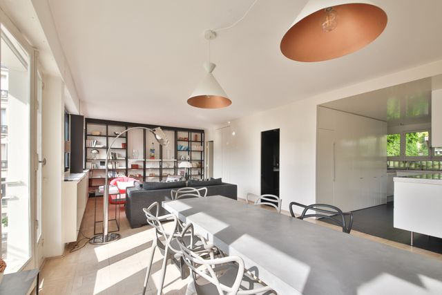 Afficher la photo en grand Appartement F4 à vendre - 3 pièces - 85.0 m2 - PARIS - 75007 - ILE-DE-FRANCE - Century 21 Odéon Saint-Sulpice