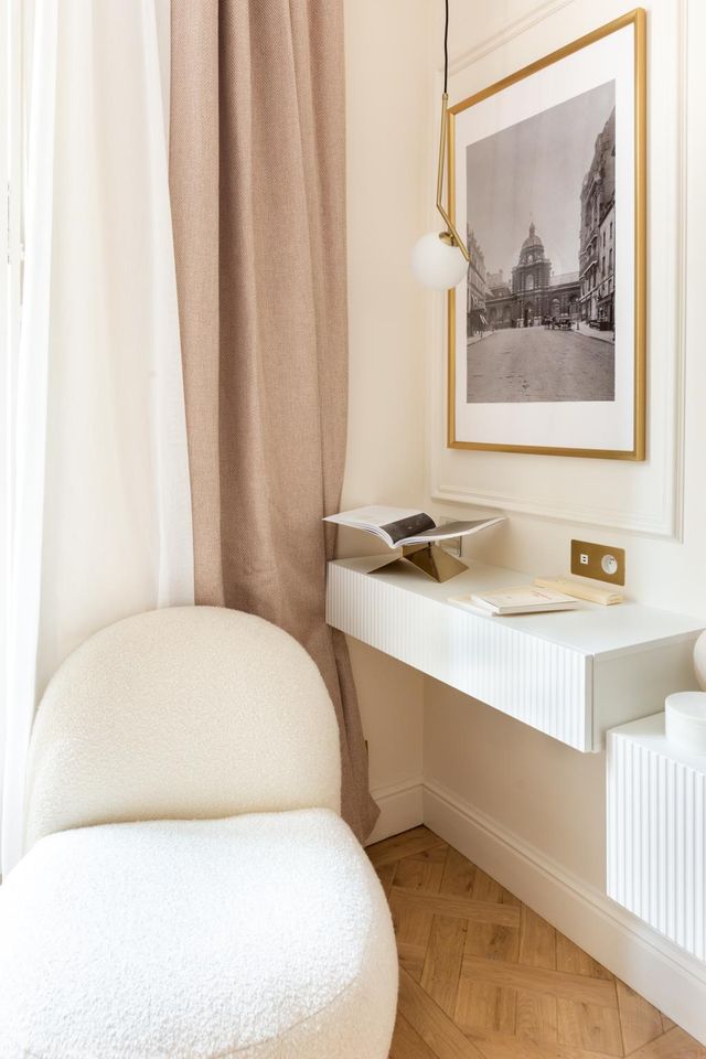 Afficher la photo en grand Appartement Studio à vendre - 1 pièce - 24.56 m2 - PARIS - 75006 - ILE-DE-FRANCE - Century 21 Odéon Saint-Sulpice