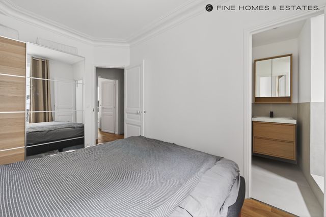Appartement T3 à vendre - 3 pièces - 47.0 m2 - PARIS - 75007 - ILE-DE-FRANCE - Century 21 Odéon Saint-Sulpice