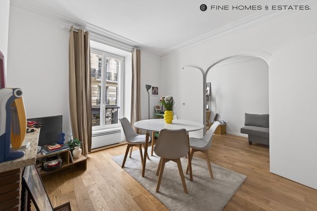 Appartement T3 à vendre - 3 pièces - 47.0 m2 - PARIS - 75007 - ILE-DE-FRANCE - Century 21 Odéon Saint-Sulpice