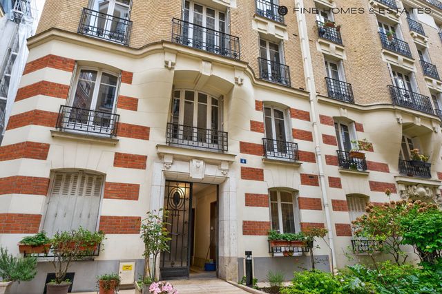 Appartement F3 à vendre - 3 pièces - 47.83 m2 - PARIS - 75013 - ILE-DE-FRANCE - Century 21 Odéon Saint-Sulpice