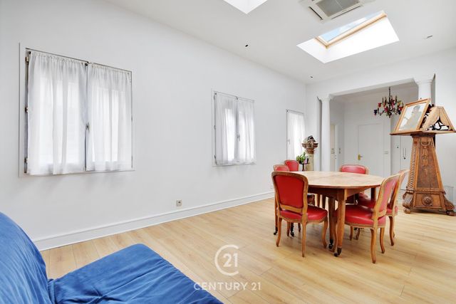 Appartement T5 à vendre - 5 pièces - 154.21 m2 - PARIS - 75007 - ILE-DE-FRANCE - Century 21 Odéon Saint-Sulpice