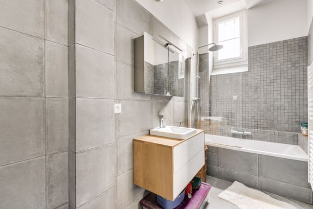 Appartement F5 à vendre - 5 pièces - 88.68 m2 - PARIS - 75007 - ILE-DE-FRANCE - Century 21 Odéon Saint-Sulpice