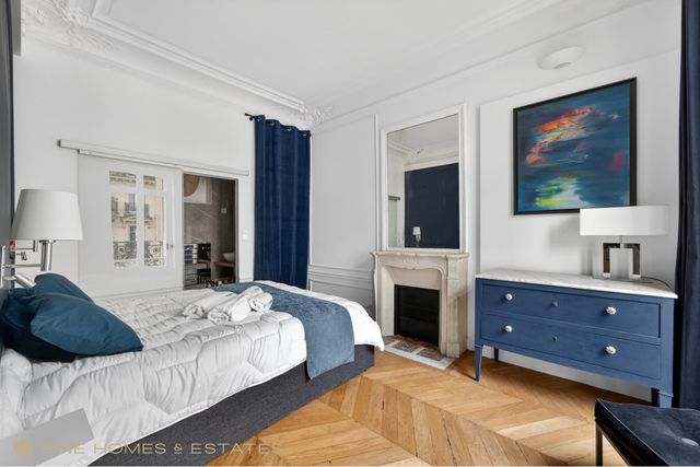 Appartement T4 à vendre - 4 pièces - 82.0 m2 - PARIS - 75006 - ILE-DE-FRANCE - Century 21 Odéon Saint-Sulpice