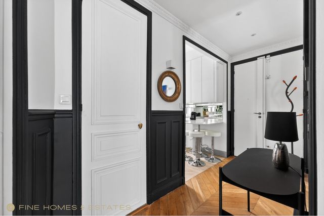 Appartement T4 à vendre - 4 pièces - 82.0 m2 - PARIS - 75006 - ILE-DE-FRANCE - Century 21 Odéon Saint-Sulpice