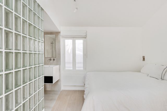 Appartement Studio à louer - 1 pièce - 35.68 m2 - PARIS - 75006 - ILE-DE-FRANCE - Century 21 Odéon Saint-Sulpice