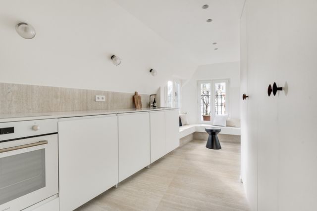 Appartement Studio à louer - 1 pièce - 35.68 m2 - PARIS - 75006 - ILE-DE-FRANCE - Century 21 Odéon Saint-Sulpice