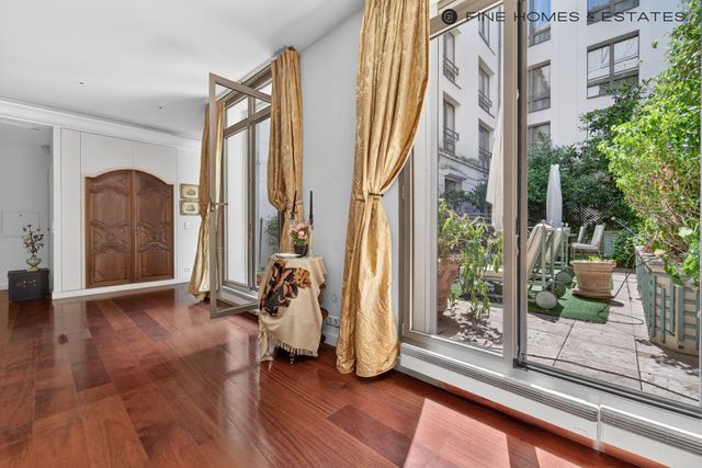 Appartement F5 à vendre - 5 pièces - 121.13 m2 - PARIS - 75006 - ILE-DE-FRANCE - Century 21 Odéon Saint-Sulpice