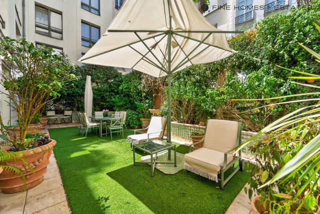 Appartement F5 à vendre - 5 pièces - 121.13 m2 - PARIS - 75006 - ILE-DE-FRANCE - Century 21 Odéon Saint-Sulpice