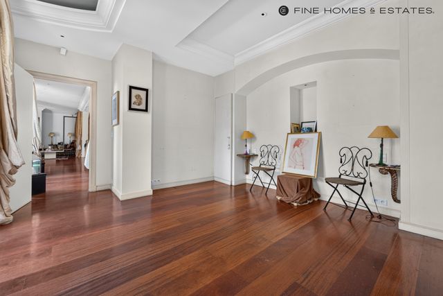 Appartement F5 à vendre - 5 pièces - 121.13 m2 - PARIS - 75006 - ILE-DE-FRANCE - Century 21 Odéon Saint-Sulpice