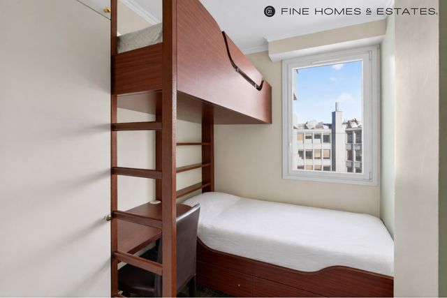 Appartement F6 à vendre - 6 pièces - 141.0 m2 - PARIS - 75008 - ILE-DE-FRANCE - Century 21 Odéon Saint-Sulpice