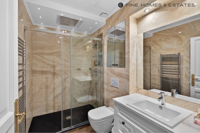 Appartement F6 à vendre - 6 pièces - 141.0 m2 - PARIS - 75008 - ILE-DE-FRANCE - Century 21 Odéon Saint-Sulpice