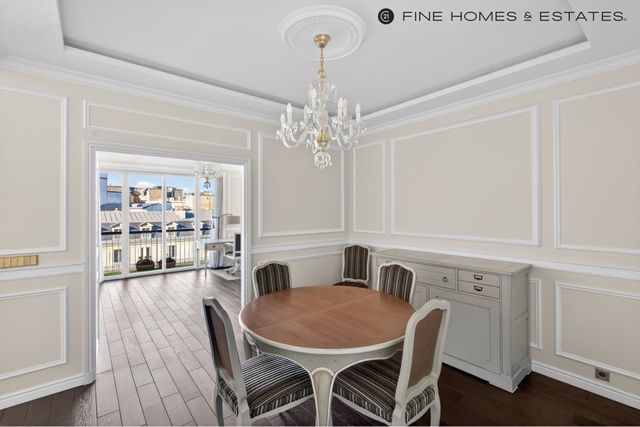 Appartement F6 à vendre - 6 pièces - 141.0 m2 - PARIS - 75008 - ILE-DE-FRANCE - Century 21 Odéon Saint-Sulpice