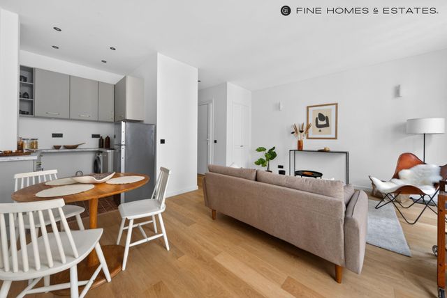 Appartement T2 à vendre - 2 pièces - 44.0 m2 - PARIS - 75006 - ILE-DE-FRANCE - Century 21 Odéon Saint-Sulpice
