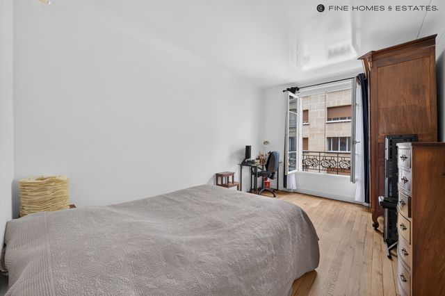 Appartement T5 à vendre - 5 pièces - 113.69 m2 - PARIS - 75016 - ILE-DE-FRANCE - Century 21 Odéon Saint-Sulpice