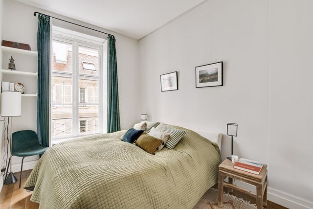 Appartement à louer - 6 pièces - 149.0 m2 - PARIS - 75006 - ILE-DE-FRANCE - Century 21 Odéon Saint-Sulpice