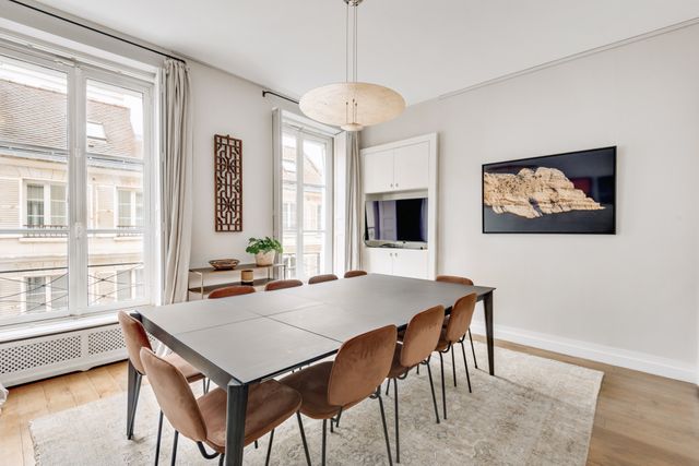 Appartement à louer - 6 pièces - 149.0 m2 - PARIS - 75006 - ILE-DE-FRANCE - Century 21 Odéon Saint-Sulpice