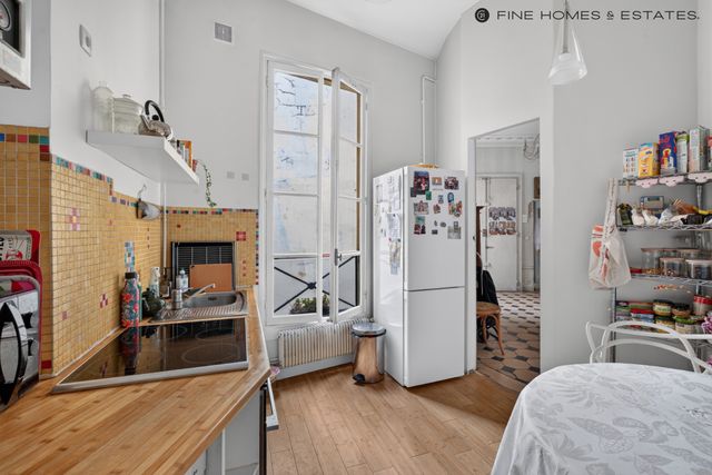 Appartement T5 à vendre - 5 pièces - 101.0 m2 - PARIS - 75006 - ILE-DE-FRANCE - Century 21 Odéon Saint-Sulpice