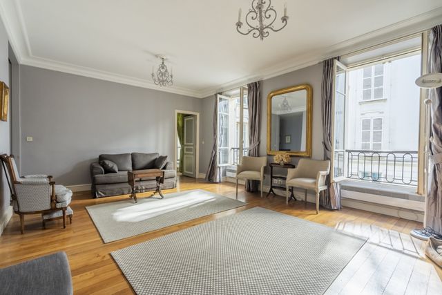 Appartement T2 à vendre - 3 pièces - 57.0 m2 - PARIS - 75007 - ILE-DE-FRANCE - Century 21 Odéon Saint-Sulpice