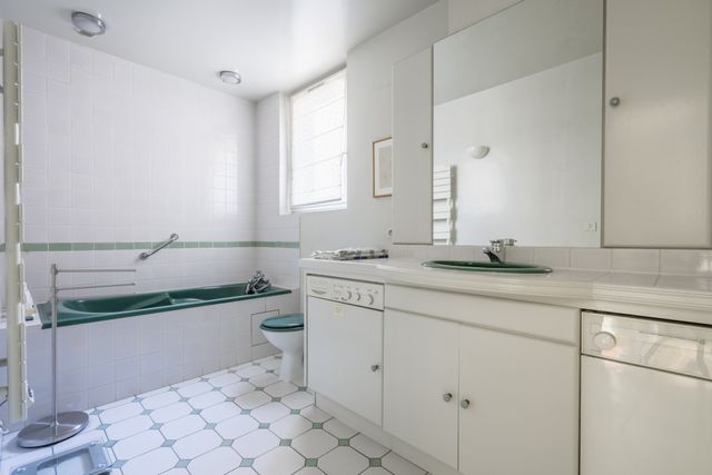Appartement T2 à vendre - 3 pièces - 57.0 m2 - PARIS - 75007 - ILE-DE-FRANCE - Century 21 Odéon Saint-Sulpice